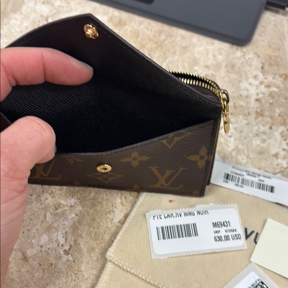 Louis Vuitton Brown Monogram Key & Card Holder Mahina Magno - Picture 4 of 4